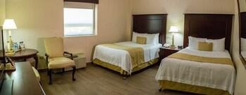 Hotel Plaza Calzada Monterrey Ngoại thất bức ảnh